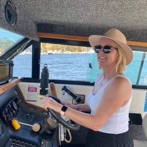 Meet your Posher, Renee